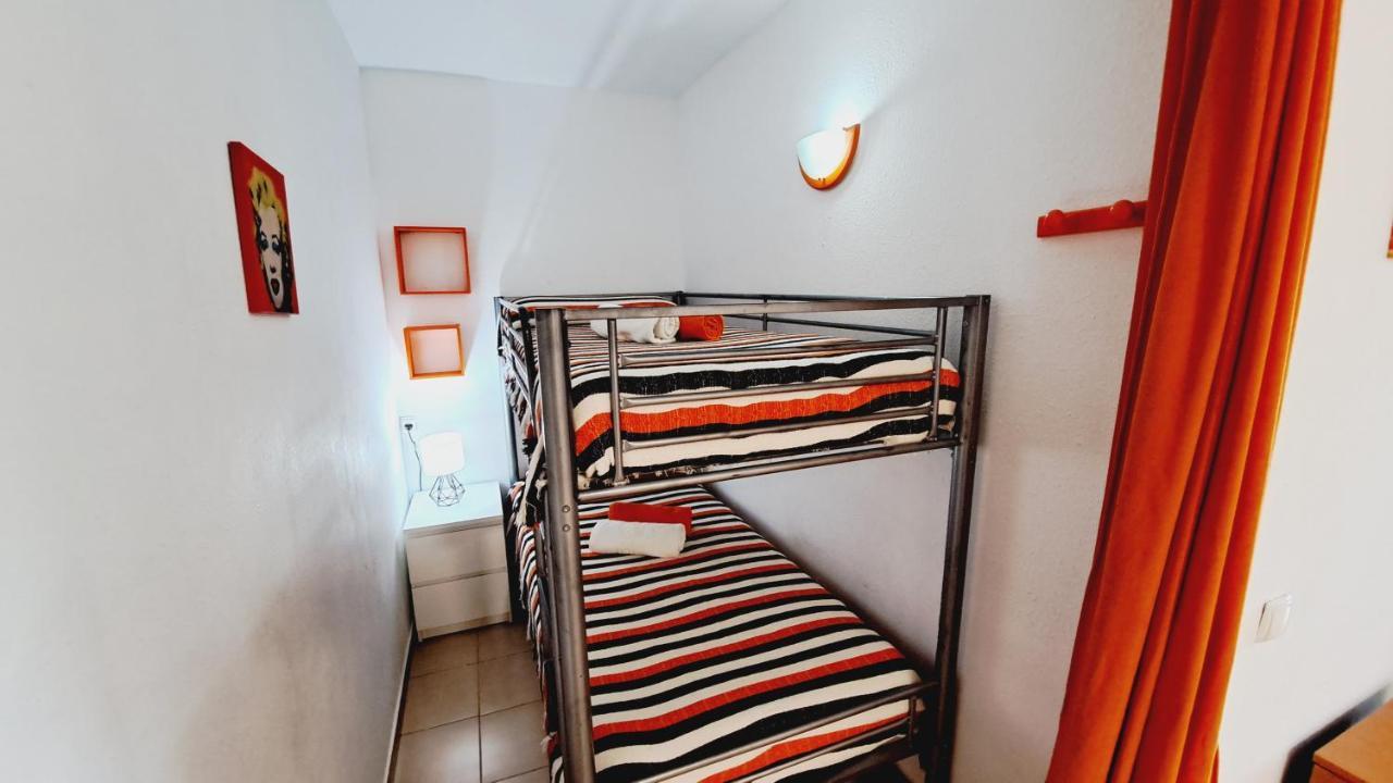 Apartamentos La Masia 002 Салоу Экстерьер фото