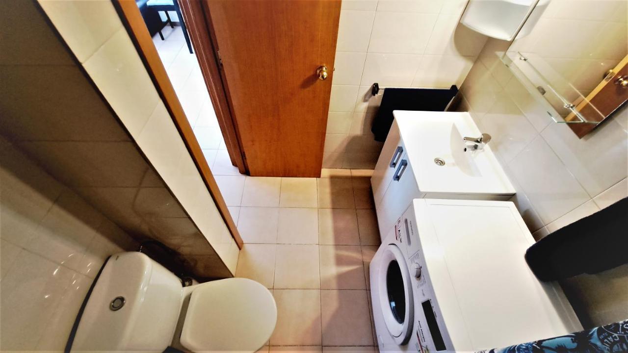 Apartamentos La Masia 002 Салоу Экстерьер фото